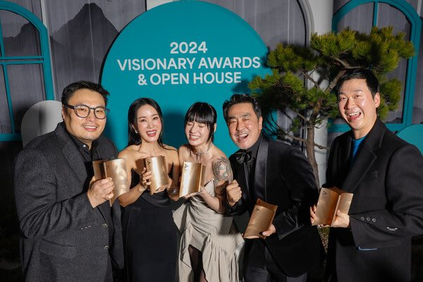 KDramaHandle's tweet image. #KangFull, #KimYongHoon, #RyuSeungRyong, #Monika, and #UhmJungHwa along with other industry figures, attended the CJ ENM's "2024 Visionary" Open House in Seoul, outlining a new entertainment vision.
