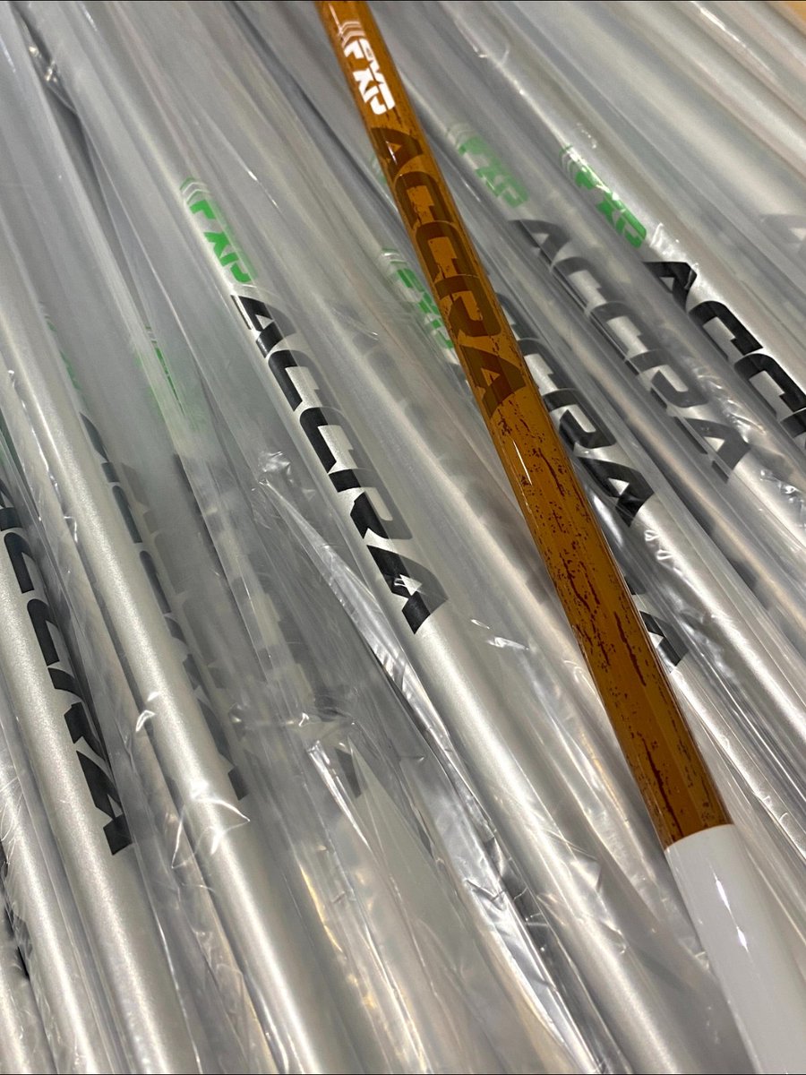 Did you know we can do a hickory finish on our FxP putter shafts?! 
Visit your premium club fitter now to level up your style on the greens 🔥