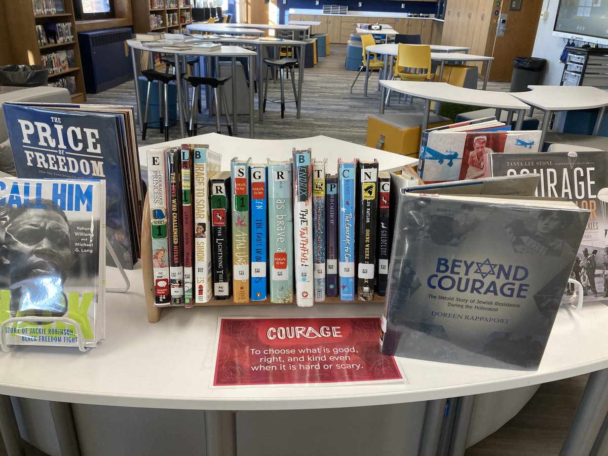 Check out our Character Trait of the Month: COURAGE display! 🦁🦅📚 ⁦<a href="/JFK_Bethpage/">JFK Middle School</a>⁩