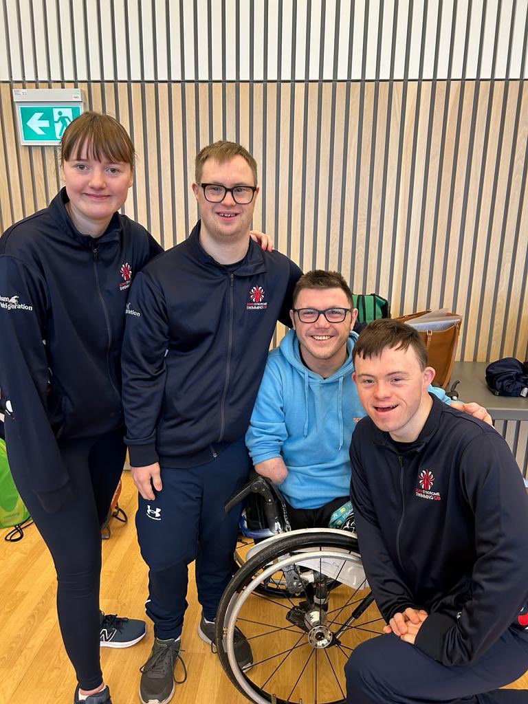 DownSyndromeSwimmingGB tweet media