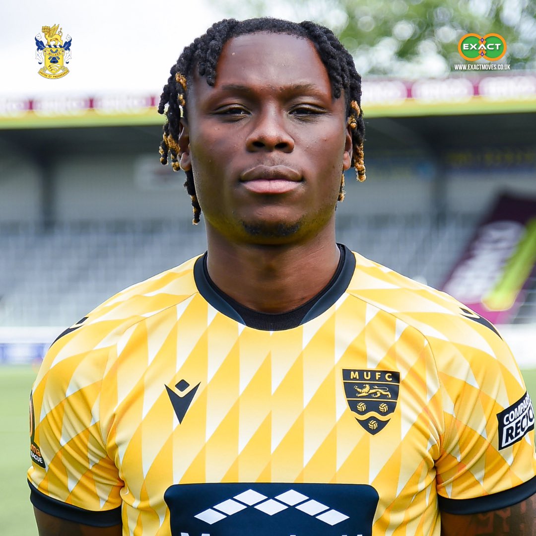 ✍🏼

<a href="/AveleyFC/">Aveley Football Club</a> are delighted to announce the signing of winger Razzaq Coleman De-Graft following his departure from Maidstone United. 

Welcome <a href="/R_degraft/">Razzaq C De-Graft Ⓜ️</a> 👋🏼

#BackTheMillers | #TogetherAveley