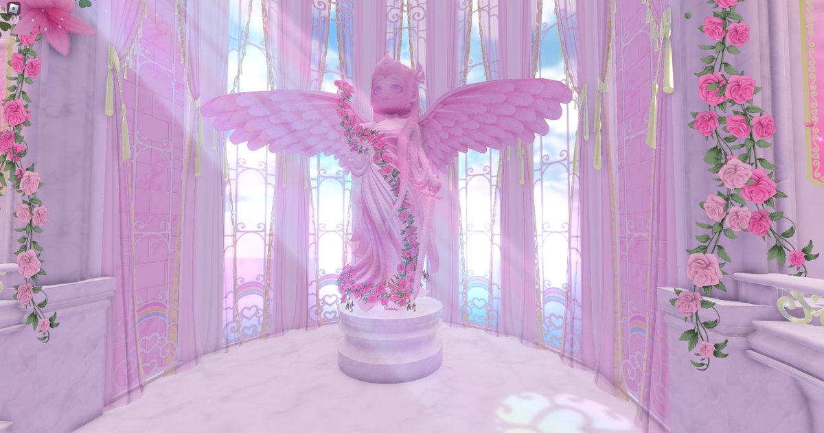 When the hell was this here ??? #royalehigh