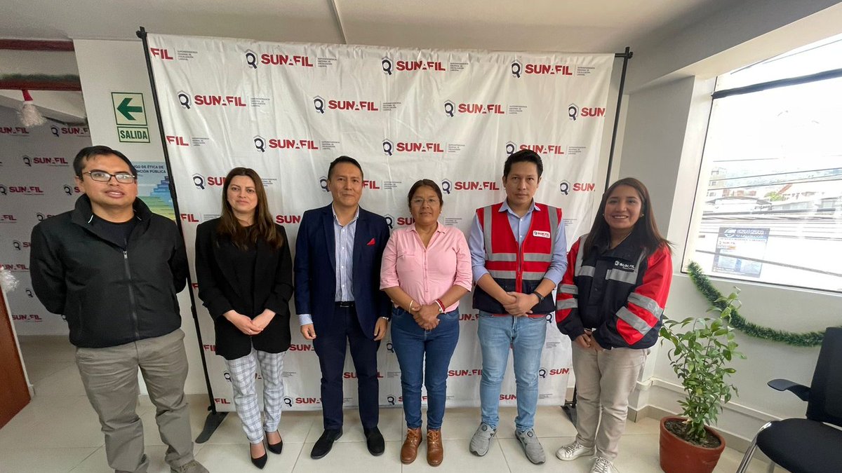 SunafilPeru's tweet photo. ✅ La legisladora solicitó información sobre las acciones preventivas que se realizan a favor de los obreros municipales y sus sindicatos. https://t.co/F0L72GkyzO