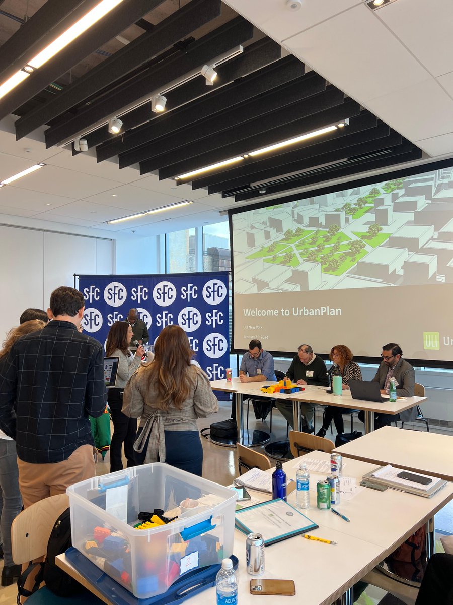 ULI New York brought our UrbanPlan workshop to Brooklyn Community Boards 2, 4, 5, & 14 members. The workshop enables public officials to understand better the trade-offs and risks in the entitlement and negotiation process associated with land use.