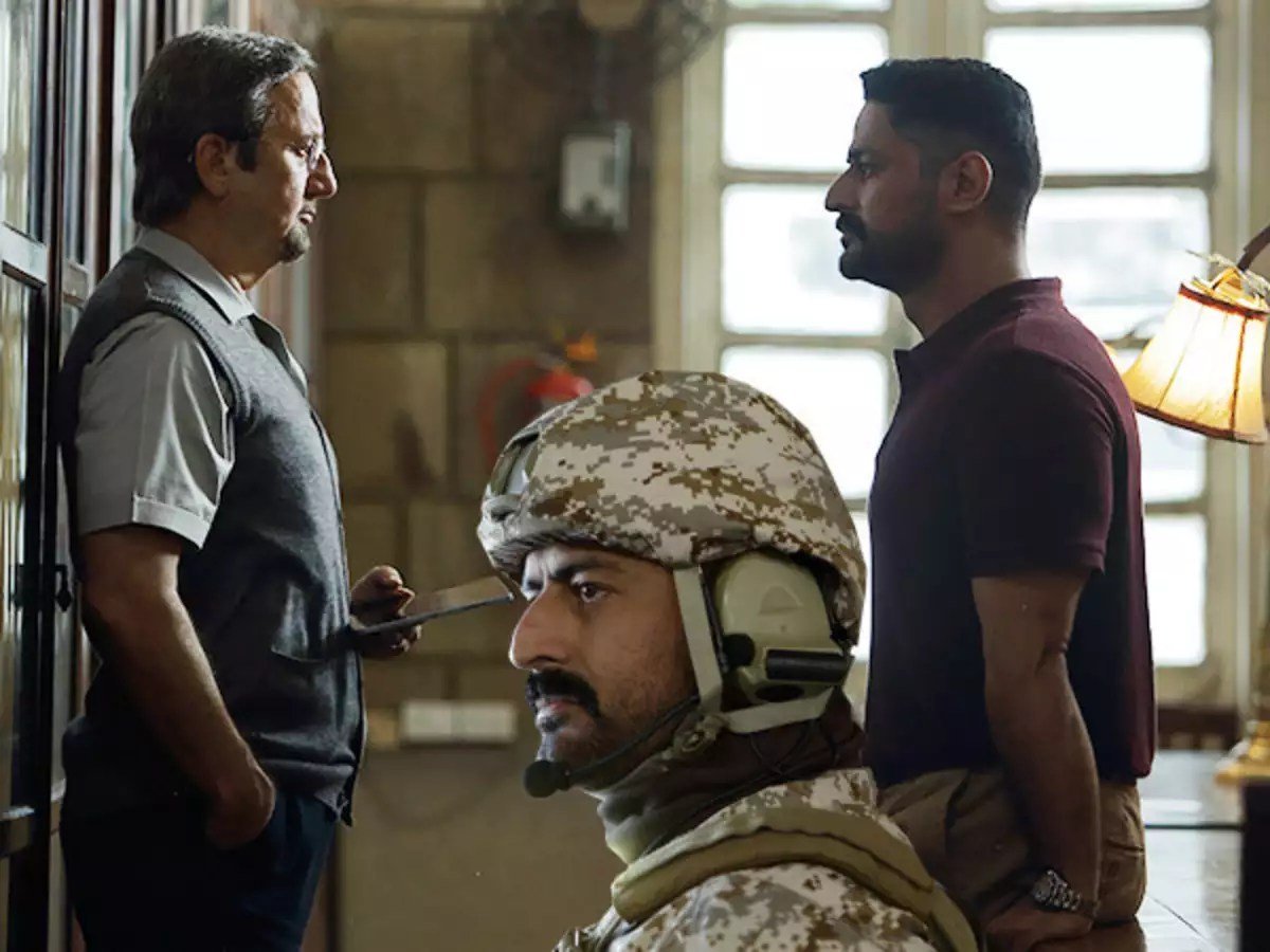 seasonviews's tweet image. @mohituraina, you rocked, looked very close to a stoic Soldier... The storytelling and execution is also good...
@neerajpofficial @FridayStorytel1 @DhuliaBhav

#TheFreelancerOnHotstar 

#Bollywood #movies #Webseries