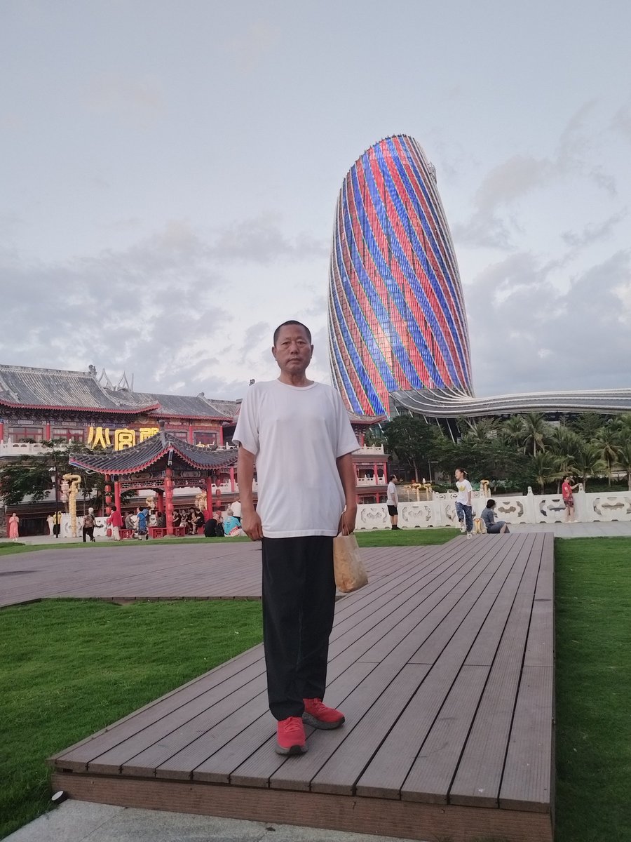 LIU DENGQI tweet media