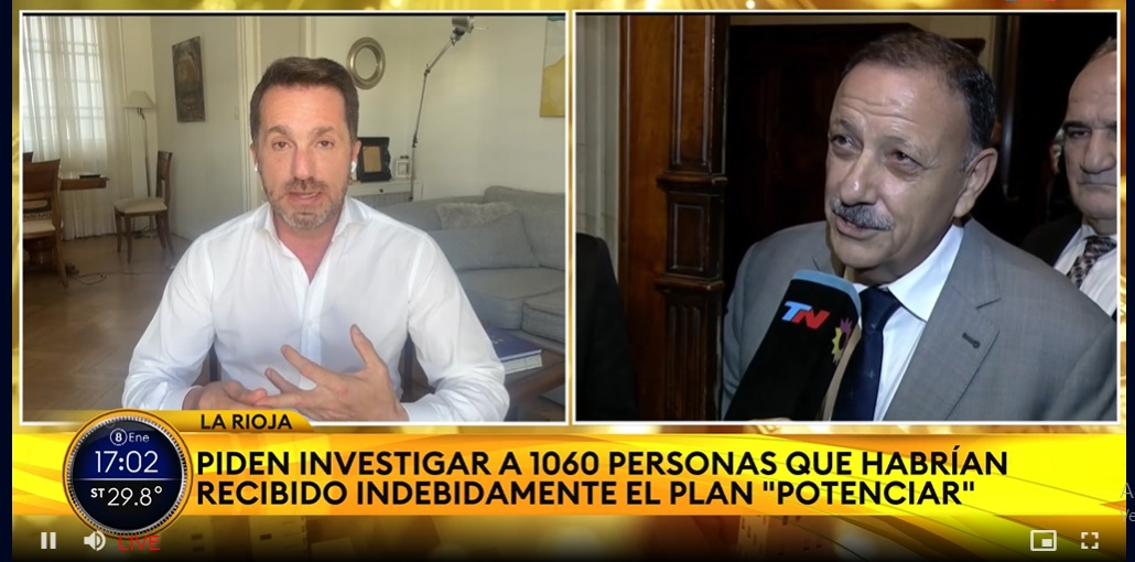 Alecbascbas's tweet photo. 1.060 Planes Potenciar Trabajo serían empleados del gobierno de La Rioja
Del gobernador que iba a renunciar si ganaba Milei.
Clarito porque todos querian a Massa .. https://t.co/0JzUnAkxmL