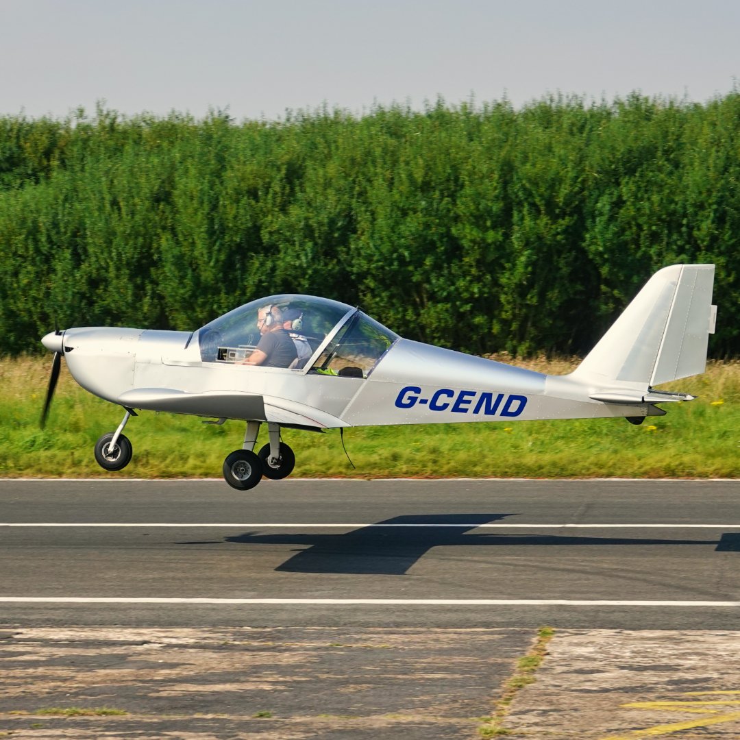 Michaelflying28's tweet photo. Evektor EV-97 Eurostar G-CEND departing Sandtoft Airfield for Breighton Airfield 9.9.23.
#evektor #evektorev97 #ev97 #ev97eurostar #lightaircraft #generalaviation #generalaviationlovers #generalaviationlover #generalaviationuk #generalaviaton #generalaviationworld #microlight https://t.co/H25zH3cJMP