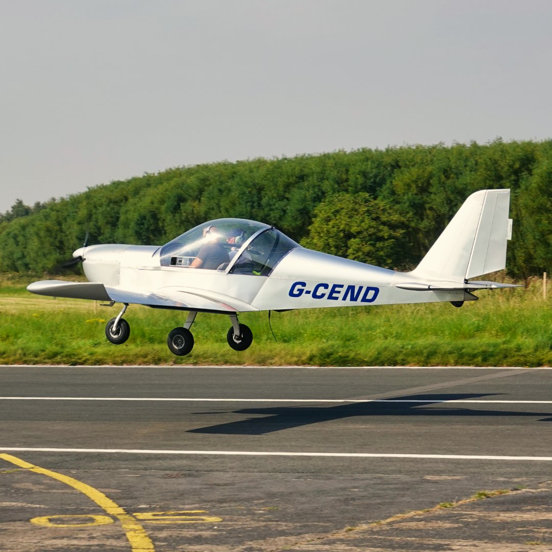 Michaelflying28's tweet photo. Evektor EV-97 Eurostar G-CEND departing Sandtoft Airfield for Breighton Airfield 9.9.23.
#evektor #evektorev97 #ev97 #ev97eurostar #lightaircraft #generalaviation #generalaviationlovers #generalaviationlover #generalaviationuk #generalaviaton #generalaviationworld #microlight https://t.co/H25zH3cJMP
