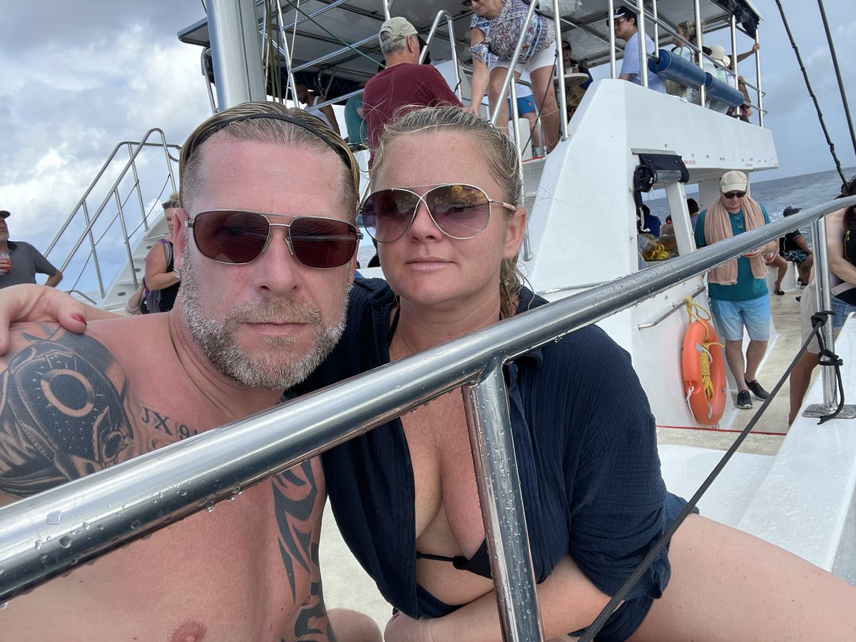 Dcjsmith81's tweet photo. Well St Lucia you didnโt disappoint,what a holiday๐Thank you @SandalsResorts for your hospitality,The food,the service,the entertainment & the staff were so accommodating for us๐๐๐ฅฐ๐๐๐พ๐โโ๏ธ๐ฅฅ๐ด๐ค๐#StLucia #SandalsLeToc #MudBaths #Fiancee #MyFavouriteHuman #LivingOurBestLife https://t.co/pAcheKfyaB