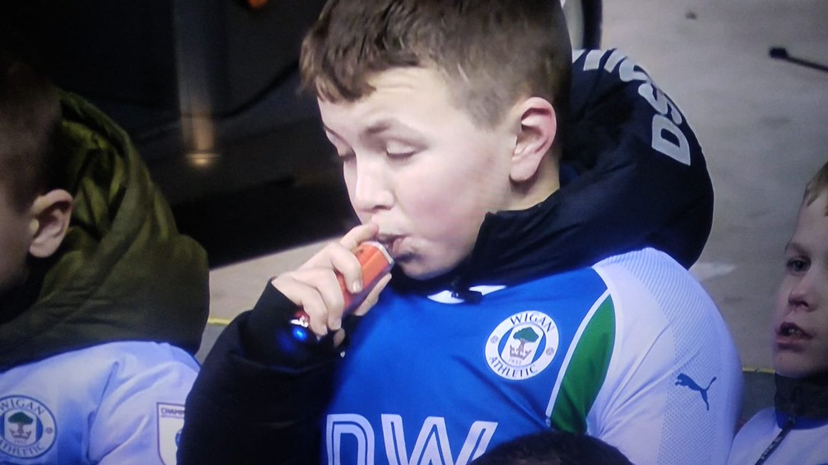 100% meat and potato pie flavour vape

#WiganAthletic #FACup #pieeaters
