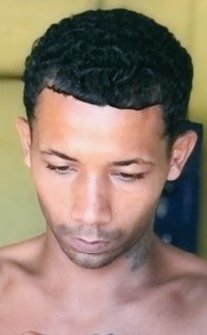 Opesadelo01's tweet image. Denuncie! 
Marginal de vulgo #Luizinho, informações que é gerente da boca de fumo na localidade canal do anil em #Gardênia_azul