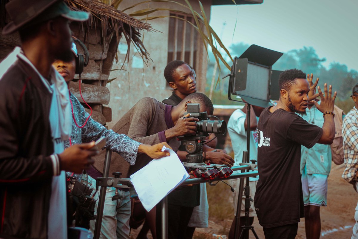 PMDthevision's tweet photo. Introducing the biggest health-based movie series….  SEI-DÓN. 
#seidón
#seidónthemovie
#healthcarerevolution
#jaundicemovie
Featuring:
@joydjoyous
@temearanka
@denwuka 
@OboroVirtue 
Crew:
* Producer: @OboroVirtue 
* Director: @PMDAxedit 
* Cinematographer: @prosper_arhawho https://t.co/UnmVUByijm