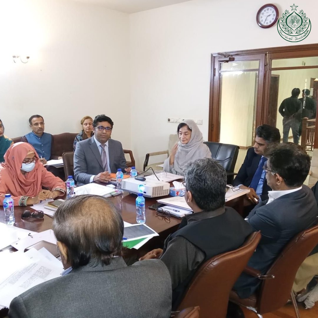 Swdsindh's tweet photo. Human Rights Meeting at TIC: Addressing UN concerns on Pakistan's ICCPR report. Chaired by Secretary Human Rights Ms. Tahseen Fatima, joined by Additional Secretary Social Welfare and Director (OPS), Sindh Child Protection Authority. Advocating for justice and equity! https://t.co/VSHOr5yj7Q