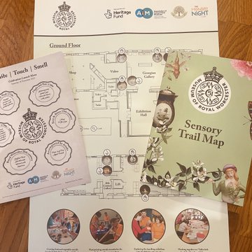 #WorcestershireHour Come and experience Worcester porcelain through our new multi-sensory trail made in collaboration with MondayNiteClub1 &amp; @KayeWinwood. Big thanks to <a href="/HeritageFundUK/">The National Lottery Heritage Fund</a>, <a href="/Aimuseums/">AIM</a> &amp; #BransfordTrust for their support. #VisitWorcester