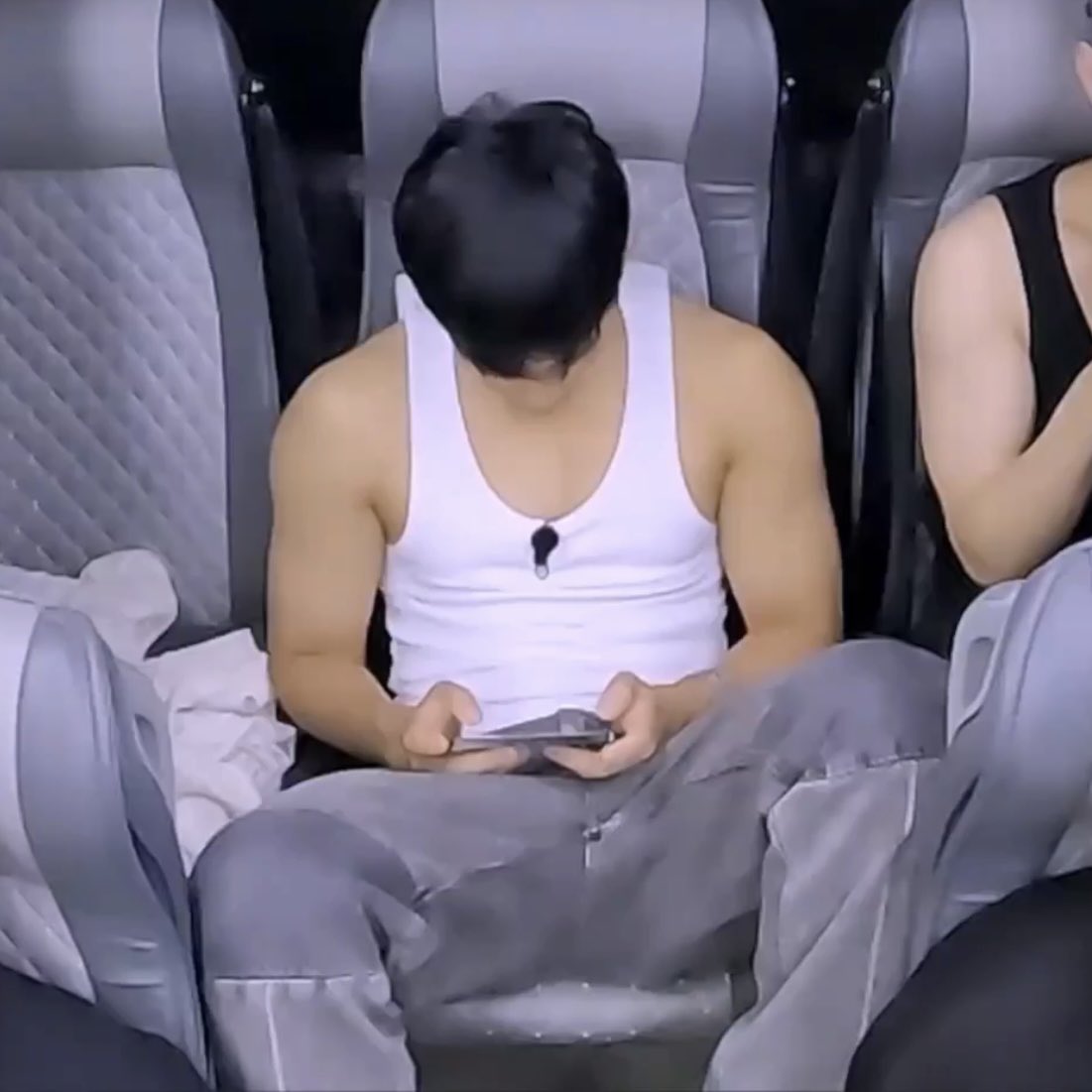 yav valla aklimdakileri yazsam ne dusunursunuz diye dusundum anlik bi