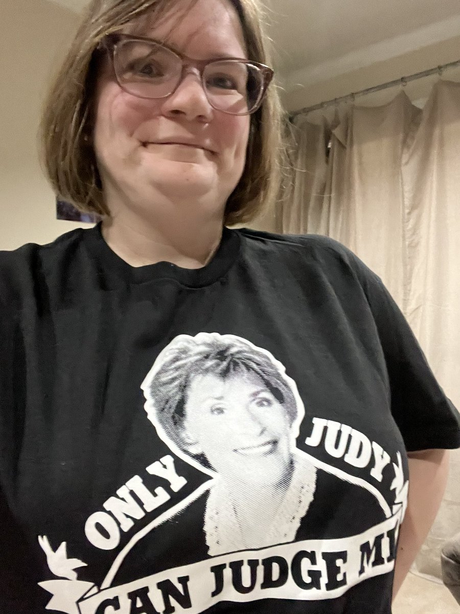 First day back after break calls for rocking this Christmas present from my mom! @JudgeJudyTV #1LofaRide #lawstudentlife #classof26