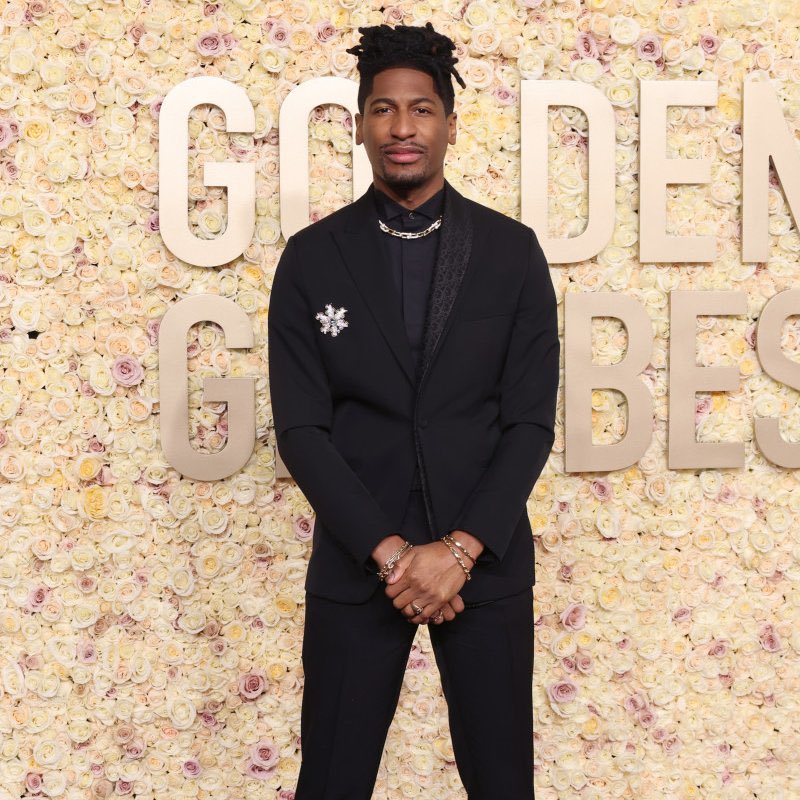 JonBatiste's tweet photo. Had fun presenting at the @goldenglobes ⚡️@AndraDayMusic @cbstv #goldenglobes https://t.co/lannZdpGxj