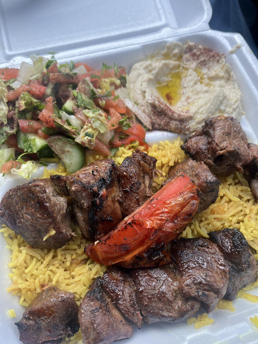 PoojaOnTV's tweet photo. Is there any city in the world with better gas station food than Houston?  I’ll never believe it. https://t.co/9r1EQBuavw
