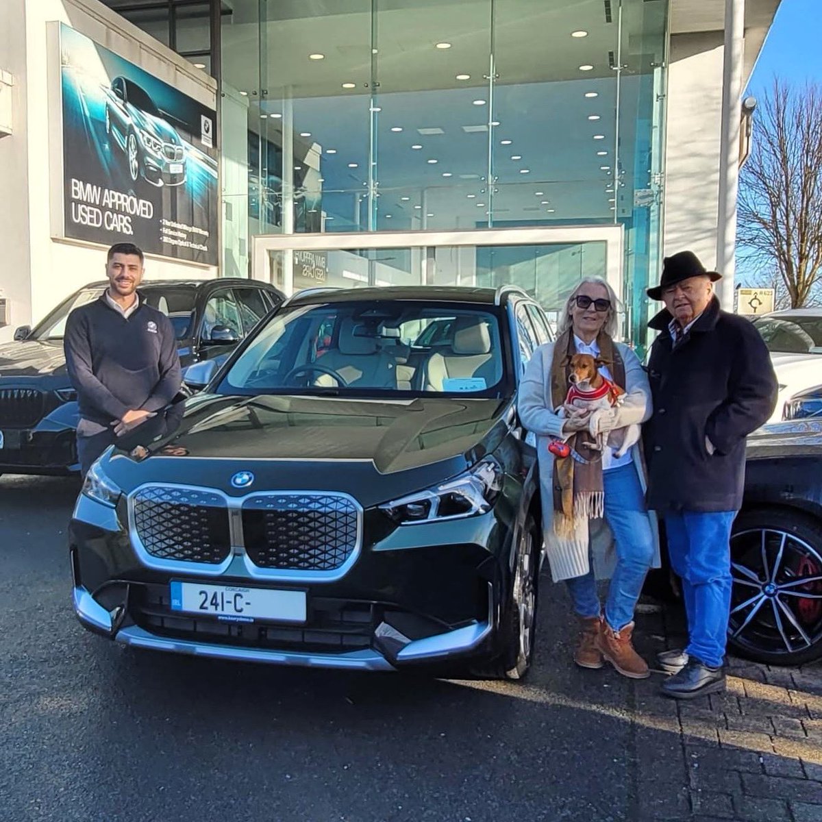 Kate and Rory Hearne collecting their fourth Kearys BMW car from David in the last 4 years. Kate and Rory collected their 241 BMW X1 25e xLine😍 Wishing you both safe and happy driving.