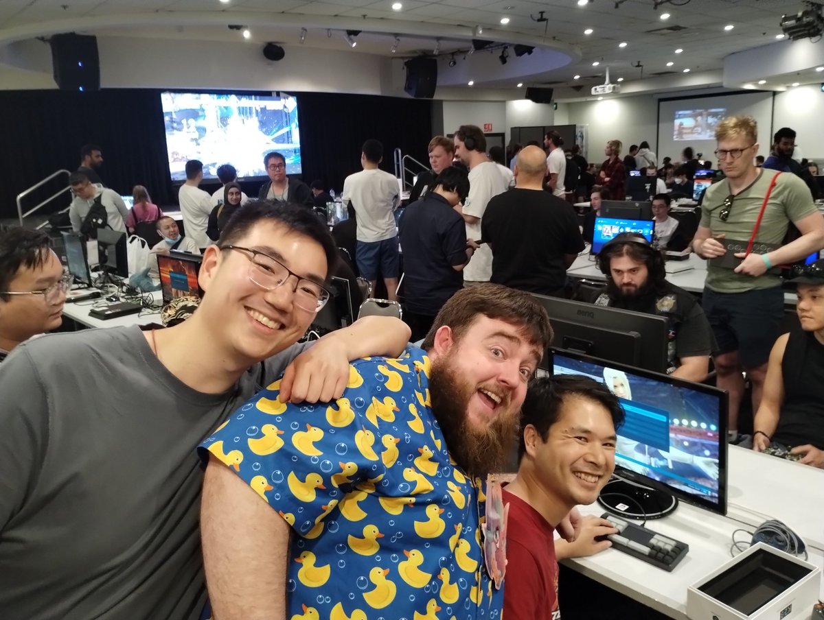 ozhadou's tweet photo. #YSB91 Divekick Top 3
1st. TenetDragon (@TenetDragon)
2nd. Hinoko
3rd. Archie (@Archie9324) https://t.co/x50ZPpPdCV
