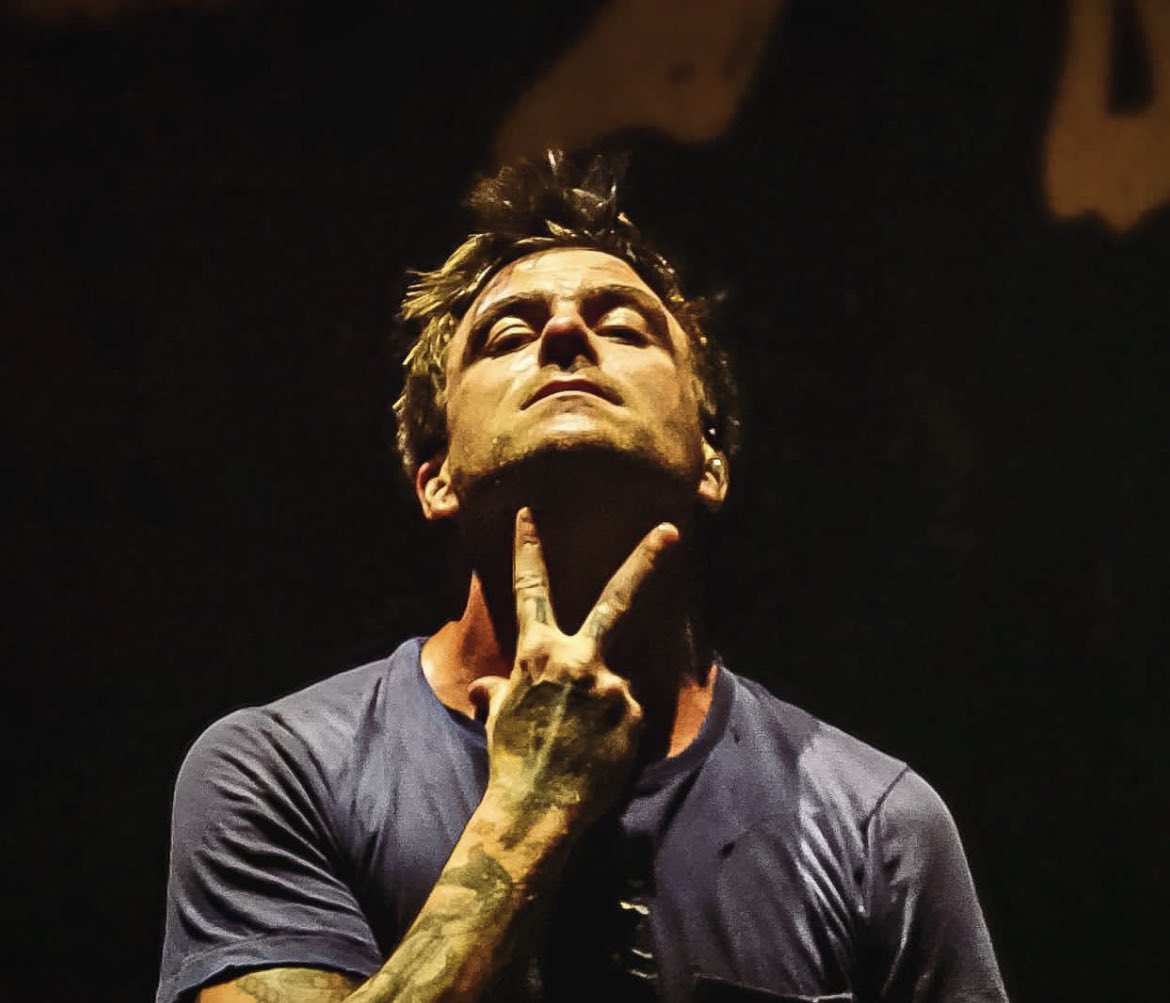 camEron 🦈 :3 tweet media