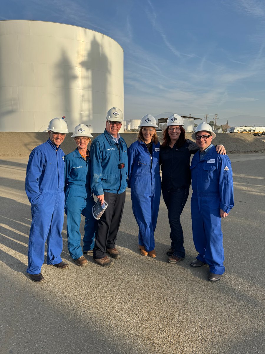 .@CalChamber CEO Jennifer Barrera toured @KernEnergyCA refinery south of Bakersfield last month. The industry leader produces CA #cleanfuels, including #renewablediesel, keeping state at forefront of transition to #cleanenergy.