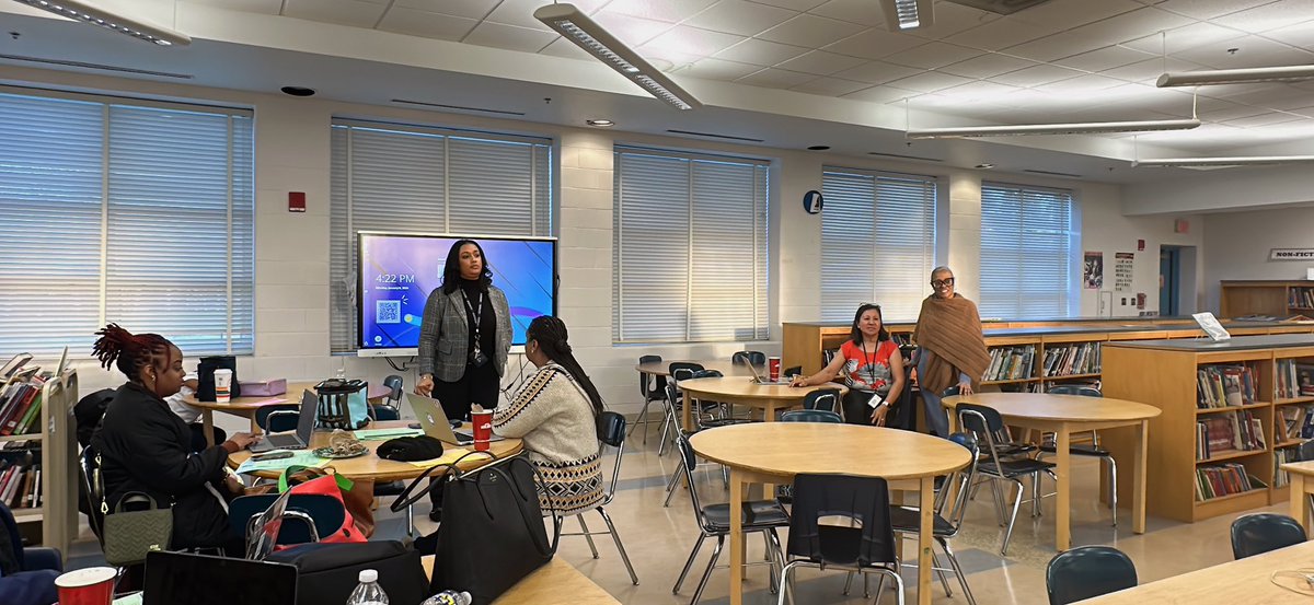 vhit2003's tweet photo. Formative Assessment and Balance Instruction Training for Math Educators!! Way to Go Mathematicians👌🏻👌🏻👌🏻👌🏻
Thank you to our Awesome Principal Dr. Frazier for your support🥰🥰
@Patrici44782991  @Lalaine95207872 @Panorama_ES_ https://t.co/1VPwIHrEyM
