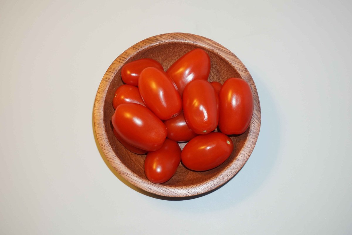 Red Juliet Tomatoes: Flavorful Gems in Small Packages

@RajuCReddy #RajuCReddy #RajuReddy #FoodBlogger #Pittsburgh #RedJulietTomatoes #PetiteTomatoes #HeirloomTomatoes #SmallTomatoVarieties #TomatoCultivation #TomatoFlavor #CulinaryCreativity 

rajureddy.com/blog/red-julie…