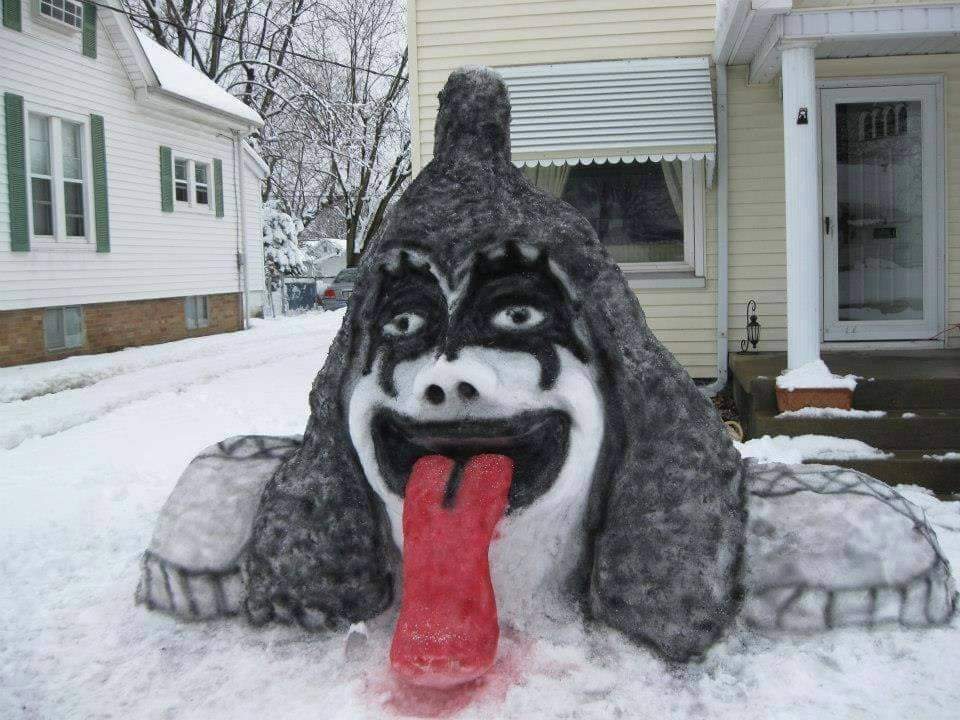 KISSFan4vr's tweet photo. I love winter!!   ( Not my image I don't remember where I got it)  just very damn cool! 🤘♥️ https://t.co/3UBVbzu88x