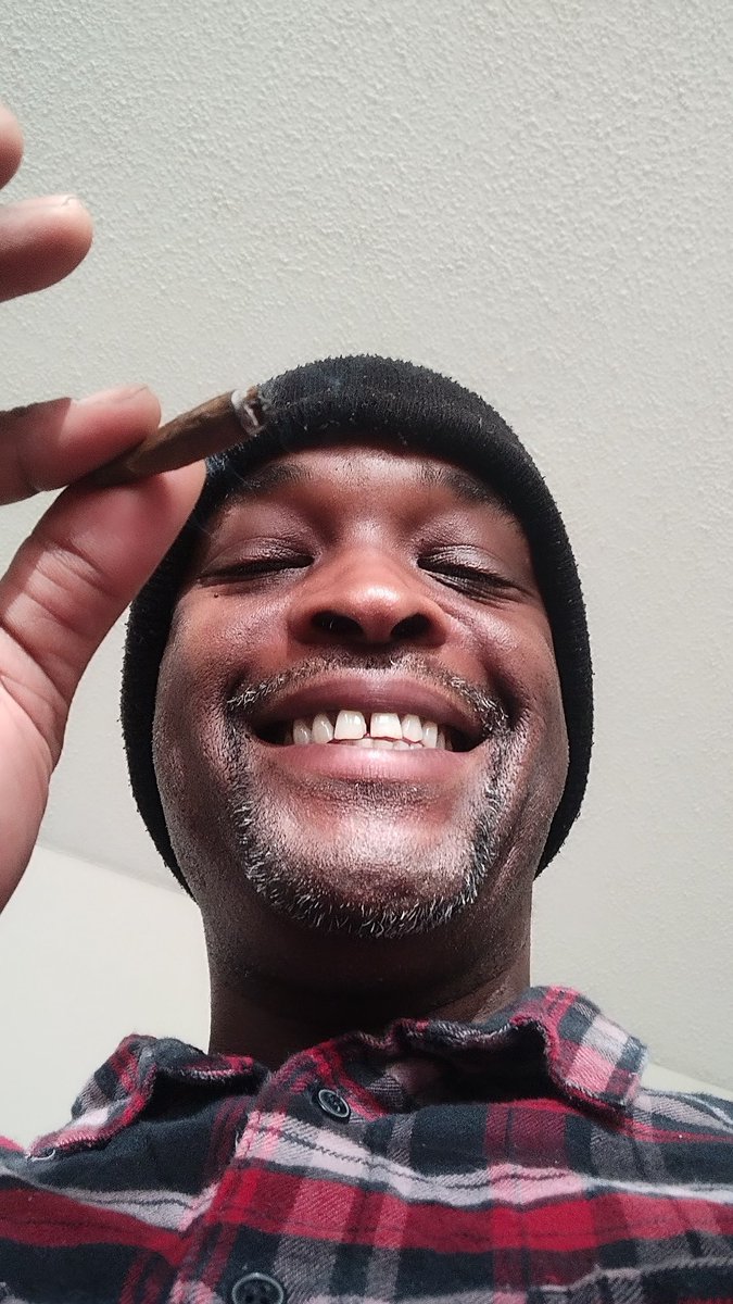 "Afternoon Vibes 😁🔥💨💨💨🚀 it's medicated Monday 😎🔥💨💨💨🚀 #StonerFam #CannabisCommunity <a href="/_jena4n/">JenaSativa420 ✌️</a> <a href="/EmeraldZoo/">Emerald Zoo LLC</a> <a href="/Cogitatorium/">Cogitorium</a> <a href="/tripprrr/">Rick</a> <a href="/Blazer_4_Life/">🌛_Michael_🌜</a> <a href="/Bklynbby/">Beautiful Soul✌️</a> <a href="/TechNina2/">Nina Perez</a> <a href="/RQcumber/">ricky Qcumber</a> <a href="/Dop3KinG/">🏴󠁧󠁢󠁥󠁮󠁧󠁿Stoner Jim 🏴󠁧󠁢󠁥󠁮󠁧󠁿🇬🇧🇬🇧</a> <a href="/Stephjd420/">Steph 🇨🇦🌿💨</a> <a href="/PaulaSt53655441/">Paula Ty</a> @FashioncraftRNT <a href="/GeniusPothead/">Intelligent Stoners™ 💹🧲</a>