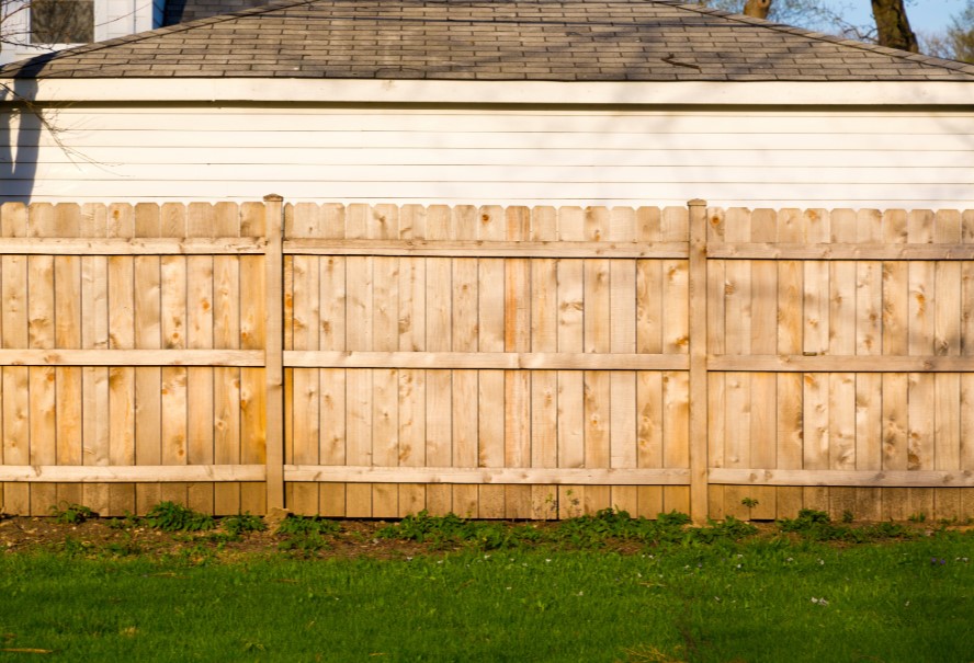 EastFence's tweet photo. What Causes Wooden Fence Panels to Warp? https://t.co/sU9gCckLoj 🌳 Embrace the Timeless Charm of Wooden Fences! Discover why wooden fence panels warp in New Jersey and how to prevent it. 🏡 #WoodenFences #WoodFence #NJ #FenceCompany #NewFence #FenceInstallation #MonmouthCounty https://t.co/4Qz6NUdl1W