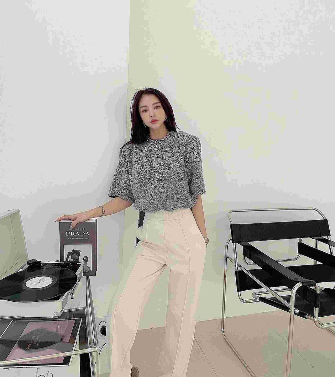 Tuesday night #work look #pre-work #cold #cozy #comfort #cozy look #everyday look #easy look