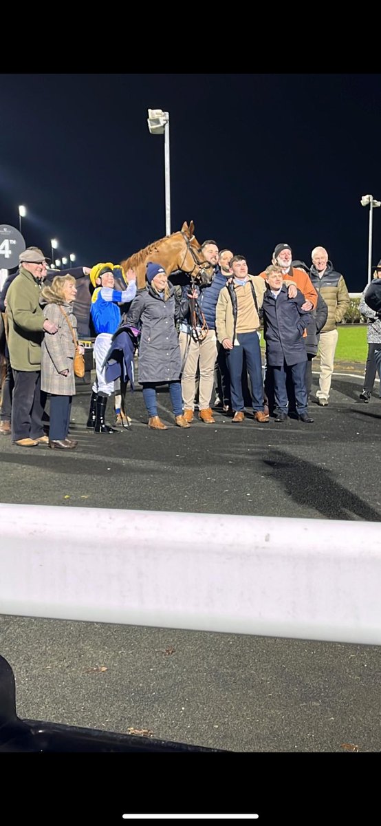 Max Hardy tweet media