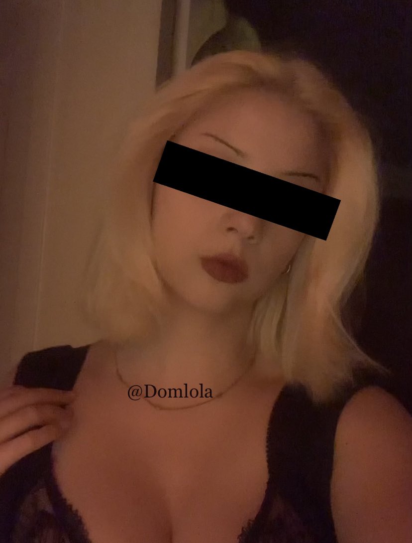 Domlola's tweet photo. Maintenant bave larbin, bave sur ma beauté, ma supériorité, sur ma richesse qui augmente sans cesse. Bave car tu n’es qu’un chiffre sur mes comptes, qu’un cracheur de fric pour moi. 

Tu baves parce que t’auras jamais une meilleure place que celle la.

Findom moneyslave https://t.co/wcoRmWJeuY