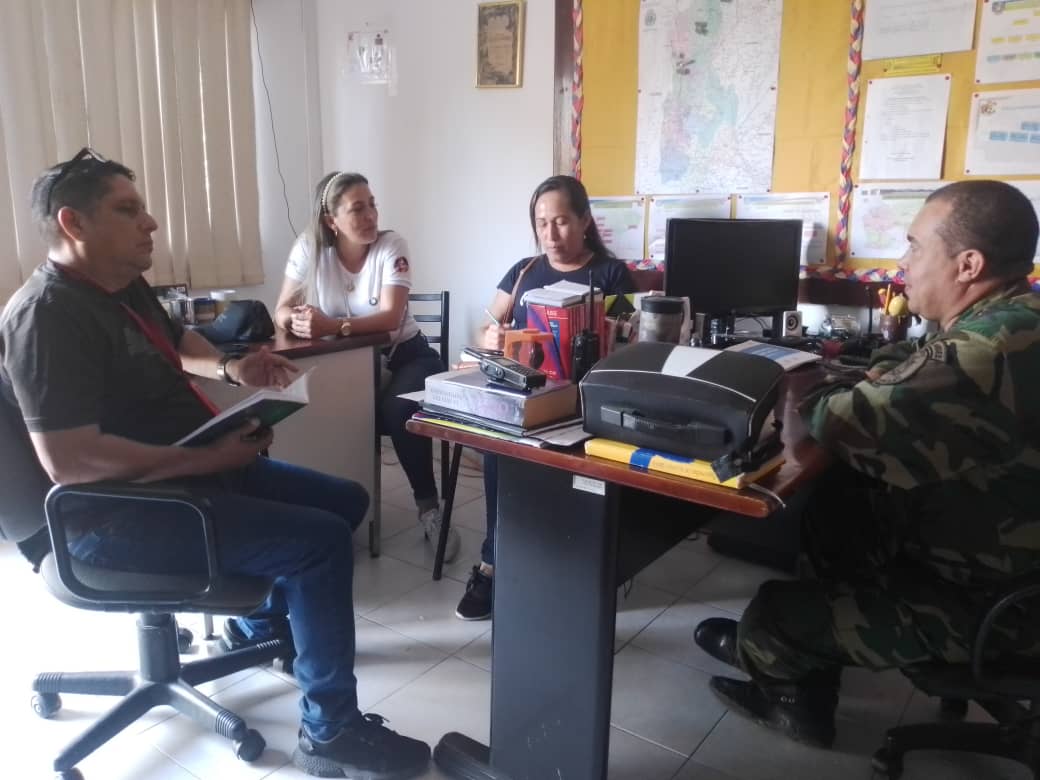 08/01/2024. Asesoría al coronel Rivero de translado de Estudiantes de otro estado al municipio García por cambio de recidencia. 
@MPPEDUCACION 
<a href="/Annydednna/">Dednna Táchira</a> 
<a href="/CDCETachira/">CDCE Táchira</a> 
<a href="/codennat/">codennat</a> 
<a href="/FreddyBernal/">Freddy Bernal</a> 
<a href="/NicolasMaduro/">Nicolás Maduro</a> 
<a href="/garciadeheviac2/">garciadeheviacra</a>