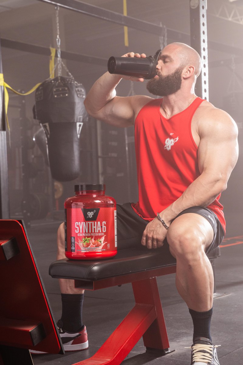 SYNTHA-6 Strawberry. 🍓 Mix it with milk and it’s as close to a cool, delicious strawberry milkshake as you can get from a protein shake – all with 22g protein and 10g of naturally occurring essential amino acids per serving. 🤤🥤