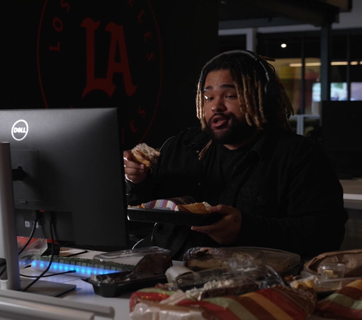 I got some LAT codes to giveaway!

★ Like + RT
★ Follow <a href="/joshchx/">Josh Chx</a> + <a href="/LAThieves/">LA Thieves</a> 
★ Reply with platform