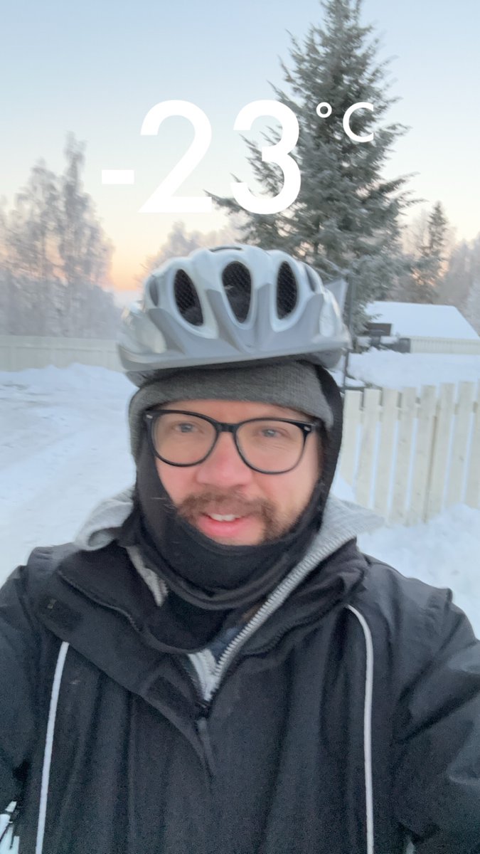 Hakonbogen's tweet image. Sykla i dag, fra nesodden, på båten, til Grunerløkka. Funker i 23 minus også!