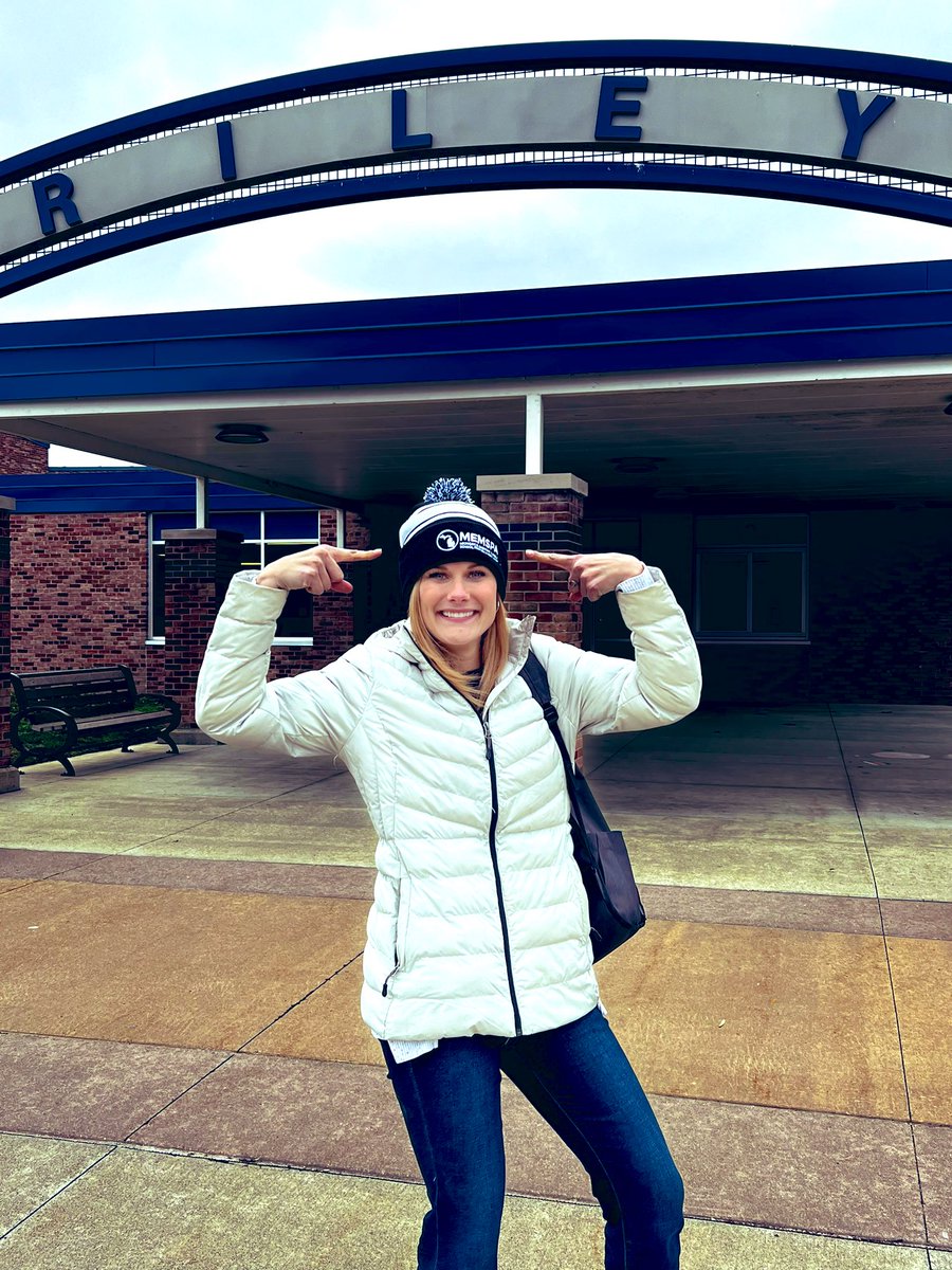 Glad to be back <a href="/Riley_Wildcats/">Riley Upper El</a> ! 
Happy New Year! #MEMSPA <a href="/MEMSPA/">MEMSPA</a>