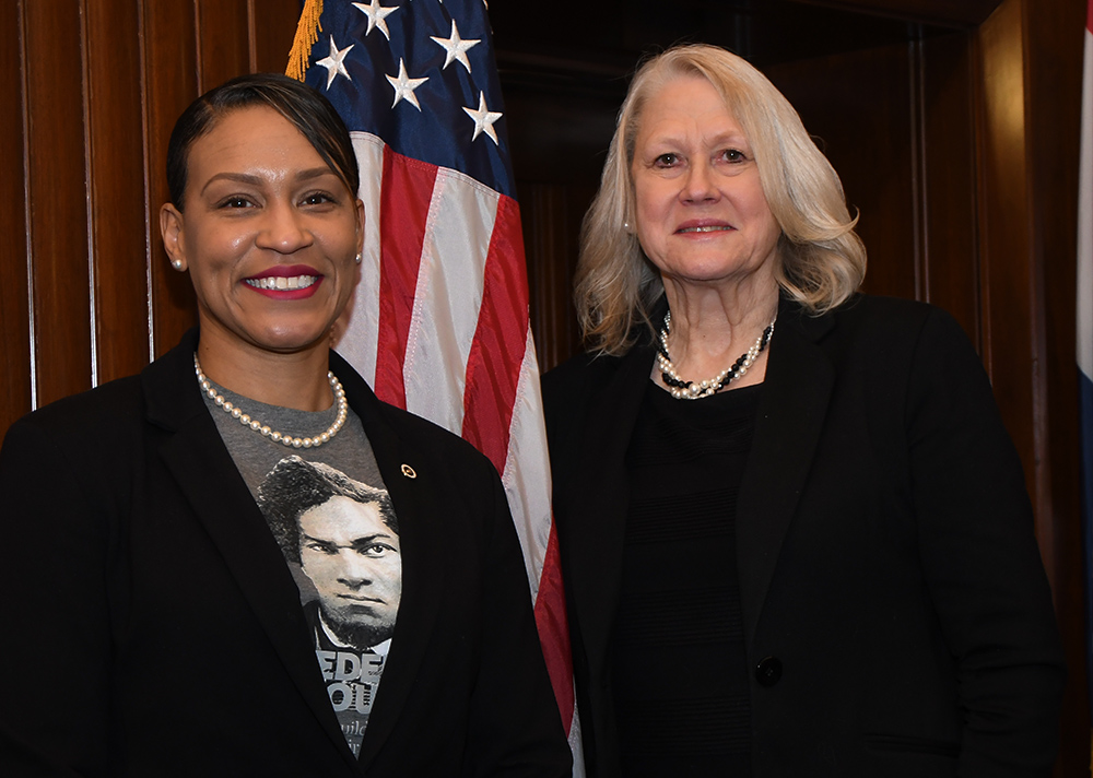 Jackson County MO (@jacksoncountymo) on Twitter photo The Jackson County Legislature voted in their new Chairs for 2024. <a href="/jeanielauer/">Jeanie Lauer</a>, 5th District was named Chairwoman, and <a href="/40kMEGAN/">Megan Smith</a>, 3rd District-At-Large was named Vice-Chairwoman.
Legislative meetings are live-streamed and can be viewed here jacksonco.legistar.com/Calendar.aspx The Jackson County Legislature voted in their new Chairs for 2024. <a href="/jeanielauer/">Jeanie Lauer</a>, 5th District was named Chairwoman, and <a href="/40kMEGAN/">Megan Smith</a>, 3rd District-At-Large was named Vice-Chairwoman.
Legislative meetings are live-streamed and can be viewed here jacksonco.legistar.com/Calendar.aspx