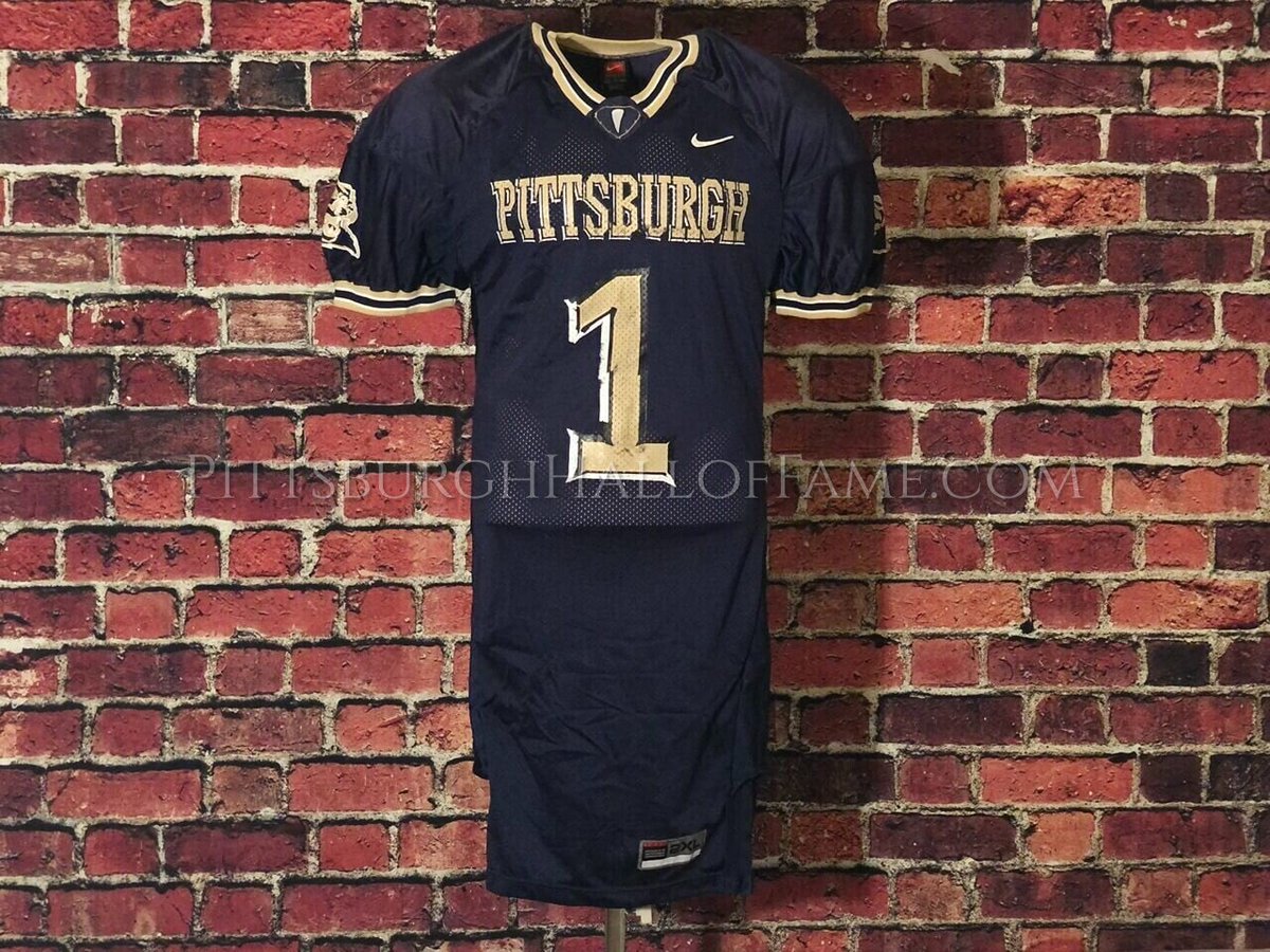 There has never been a college receiver better than <a href="/LarryFitzgerald/">Larry Fitzgerald</a> was at Pitt!  He even managed to make those old “PITTSBURGH” jerseys look good! Congratulations Larry on your much-deserved induction into the College Football Hall of Fame!  Next stop Canton!