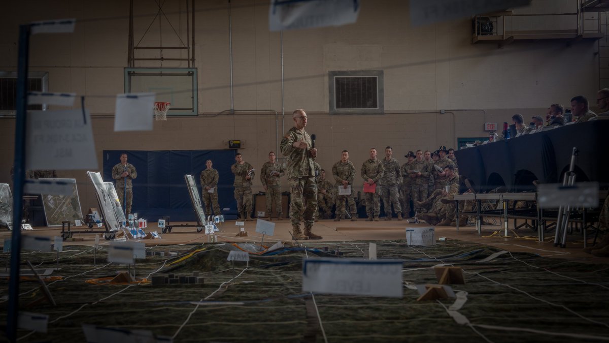 101stAASLTDIV's tweet photo. 🦅 Soldiers gearing up for the #LLAASLT training exercise happening over the weekend.

Curious what LLAASLT is? Look out for more content on our pages this week to learn more! @USArmy @FORSCOM https://t.co/t07YvuTG6w