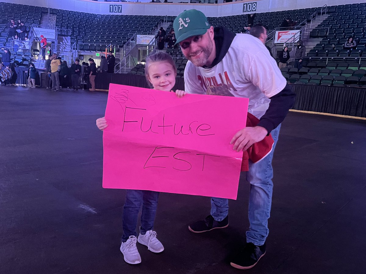 Nouse747's tweet photo. Future EST is the cutEST @BiancaBelairWWE fan #wwewenatchee https://t.co/eFdeg39FvM