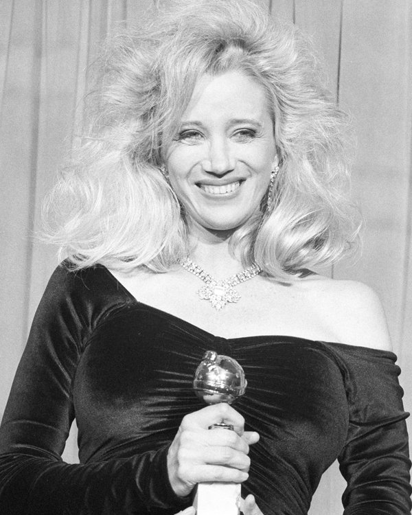 RealSallyK's tweet photo. Congrats to the #GoldenGlobes2024 nominees + winners! 🏆 #Anna #hfpa #AwardsSeason https://t.co/Ny9YF6ip3V