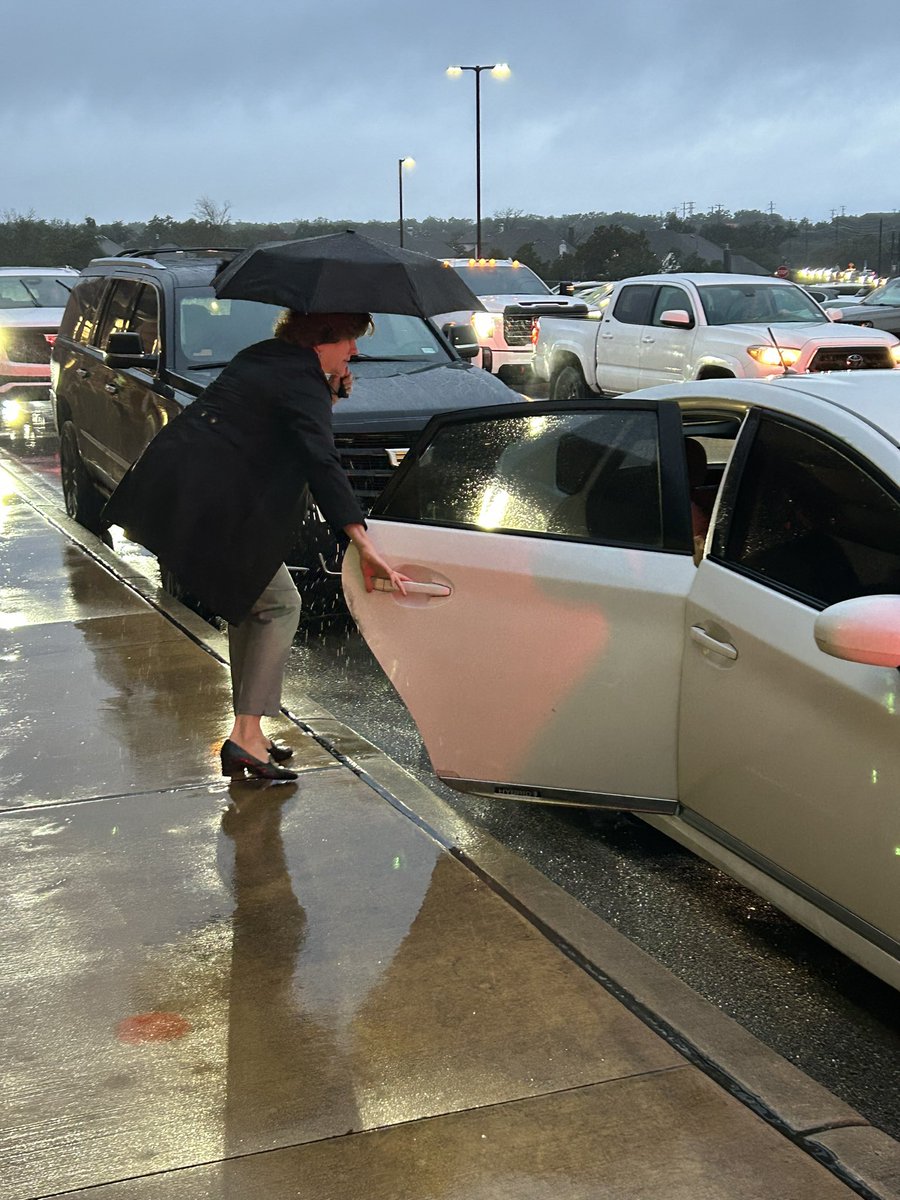 Van Raub Elementary School tweet media