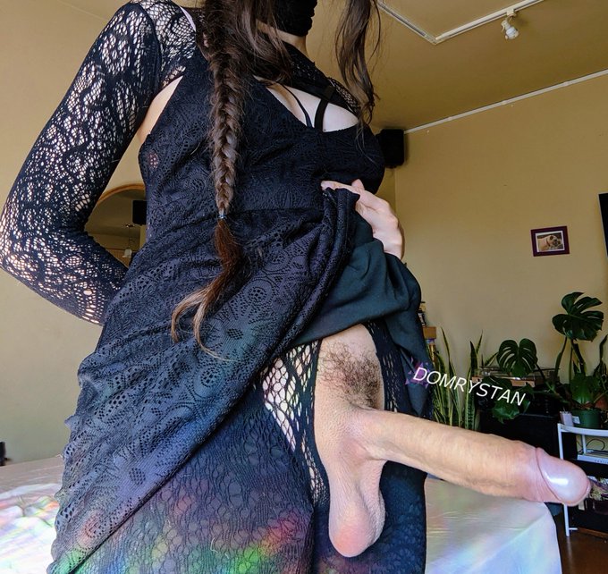 Watch Dominique Rystan's leaked NSFW photo on TwXstars