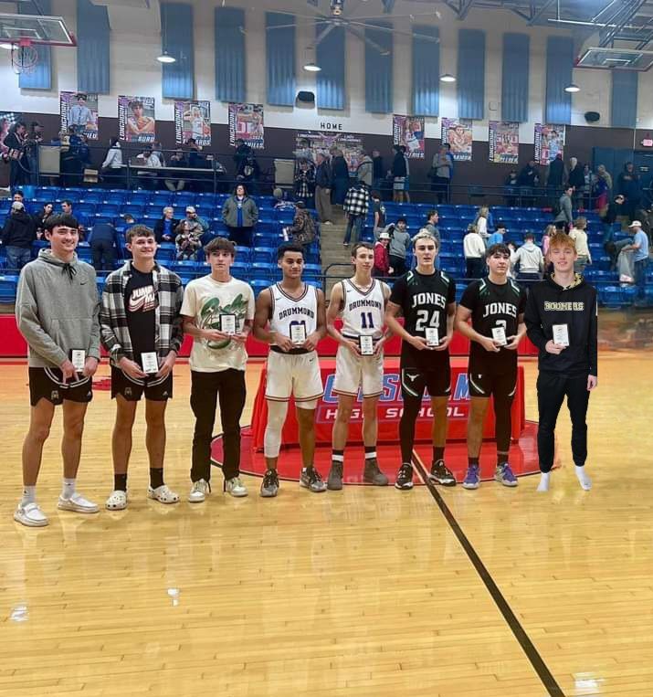 NeillEthen's tweet photo. Was awarded with the All Tournament Team at the Wheat Captial Tournament.

@NXTPROHoopsOK @OkieBall_1 @RL_HoopsOK @PRO16League @woodwardboomers https://t.co/nDLLFGfBXY