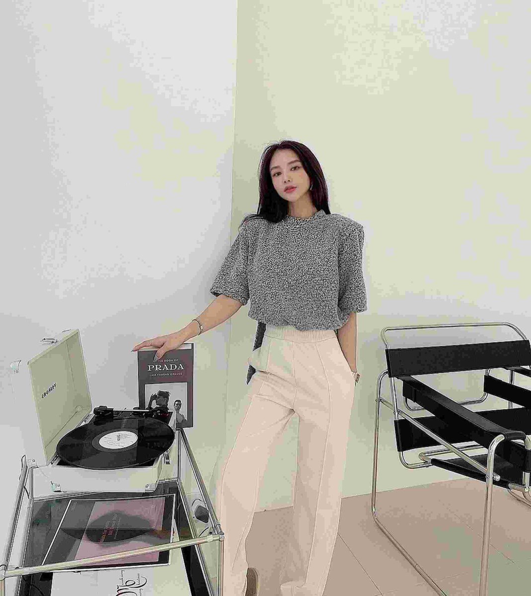 Cold #cozy #cozy styling #everyday dress #easy styling