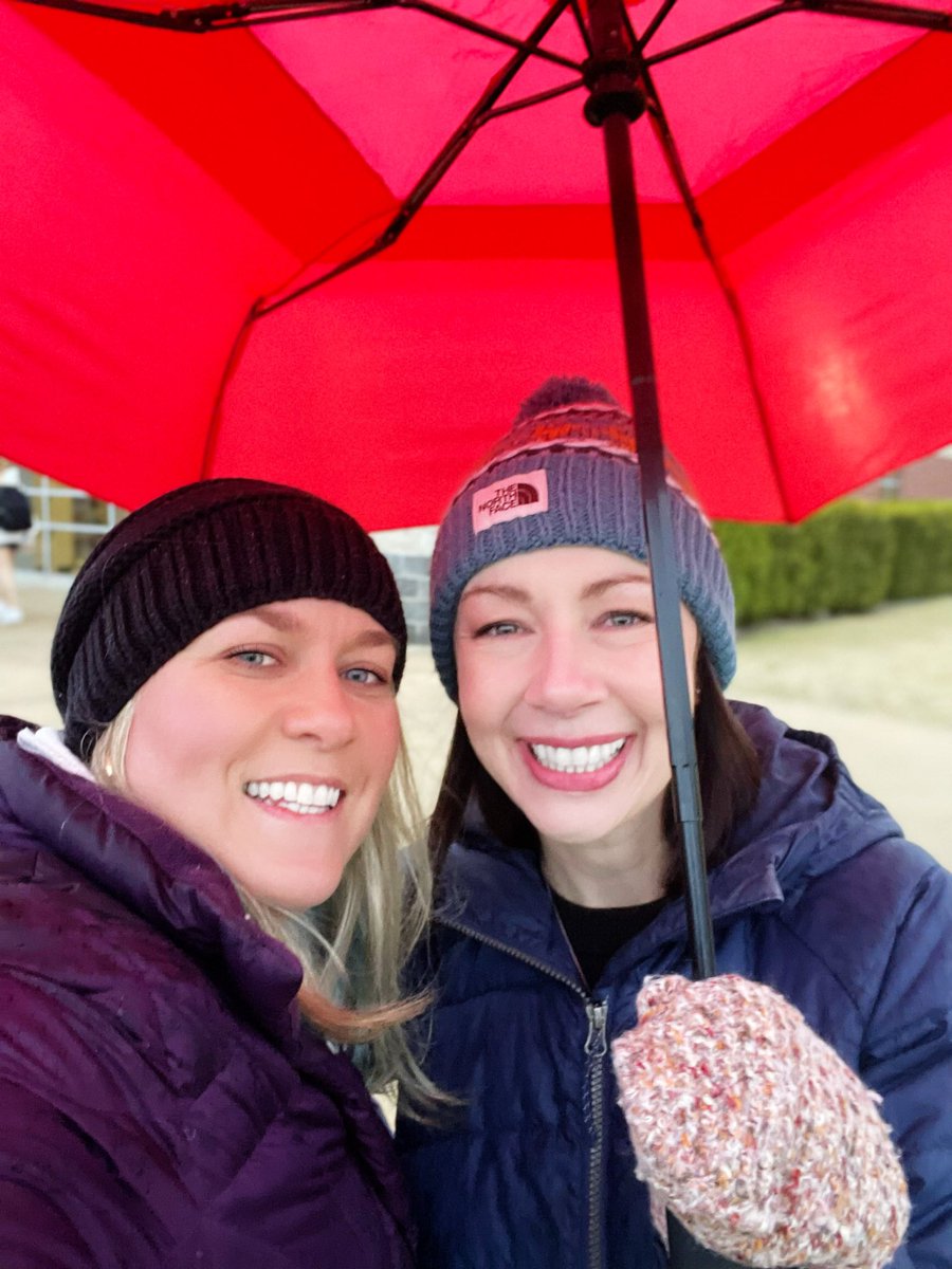 Another rainy day duty with <a href="/courtglasgow68/">Courtney Glasgow</a> <a href="/PISDReynolds/">Reynolds Middle School</a>! Thank you for sharing your umbrella!